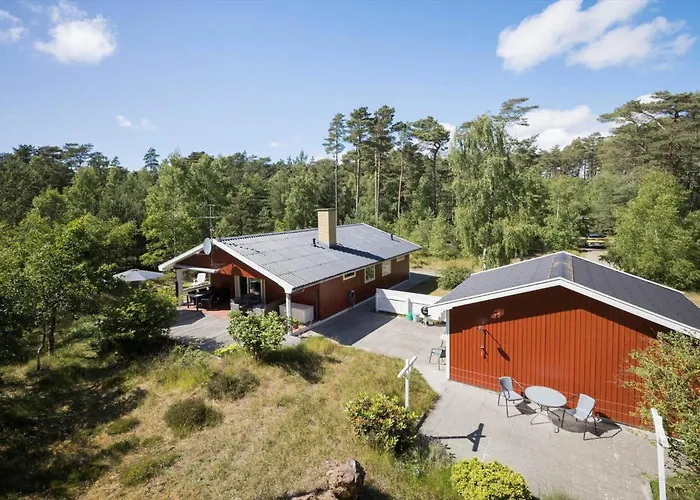 2703-nexo-strandmolleskoven-1 * Vester Somarken